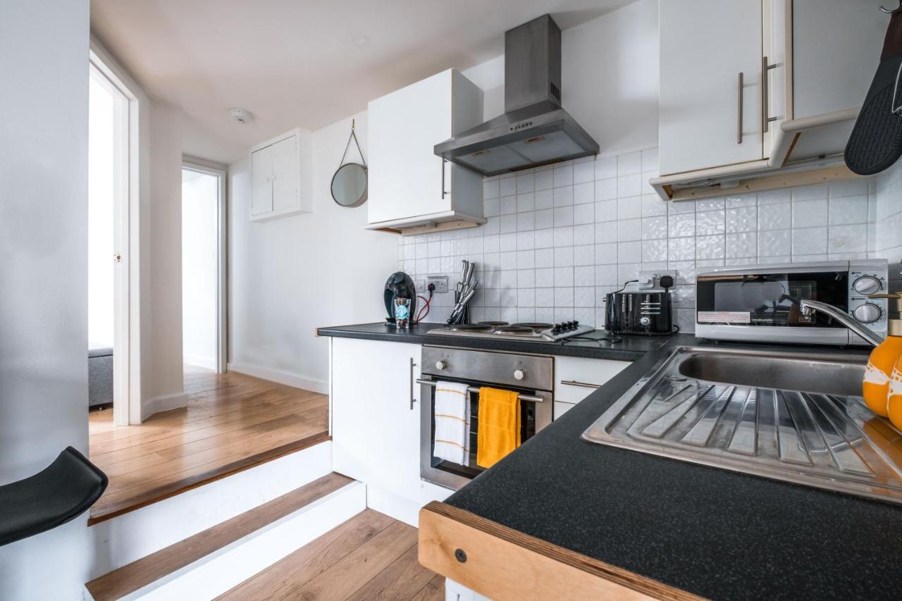 Cosy Flat In Free Parking Area, Next To Bus Stop Brighton Exteriör bild