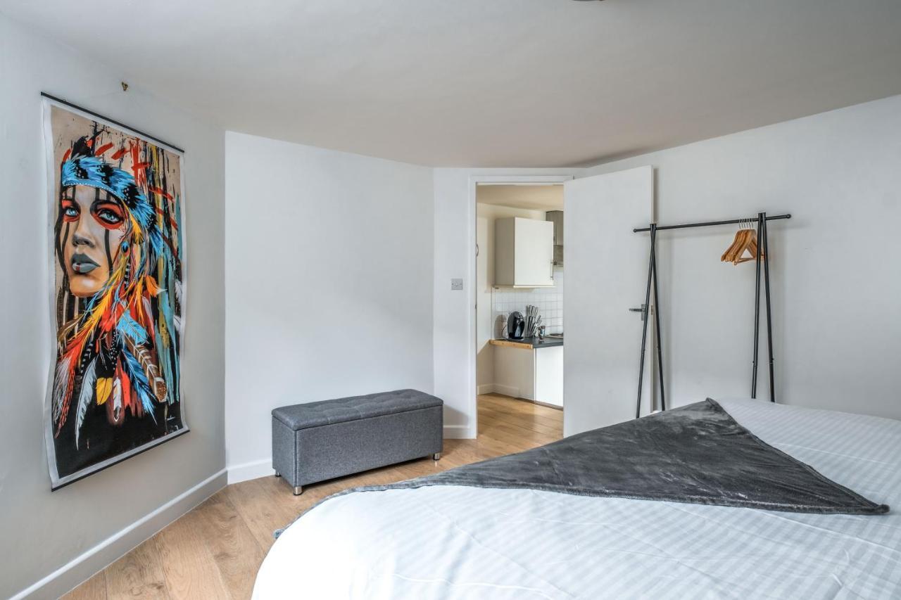 Cosy Flat In Free Parking Area, Next To Bus Stop Brighton Exteriör bild